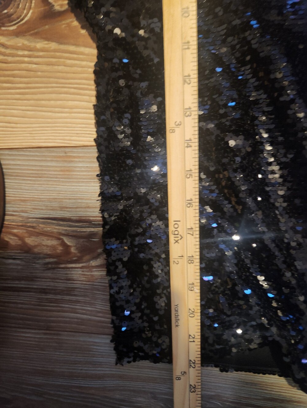 Lavish Black Sequin Top Size Med - Picture 5 of 7